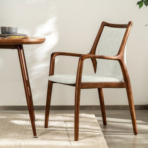 كرسي طعام مانفل - كريمي وبني 