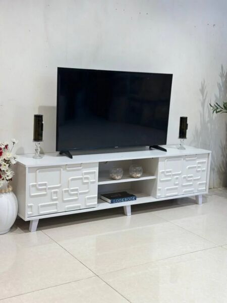 طاولة تلفزيون كارلا 180 سم - ابيض