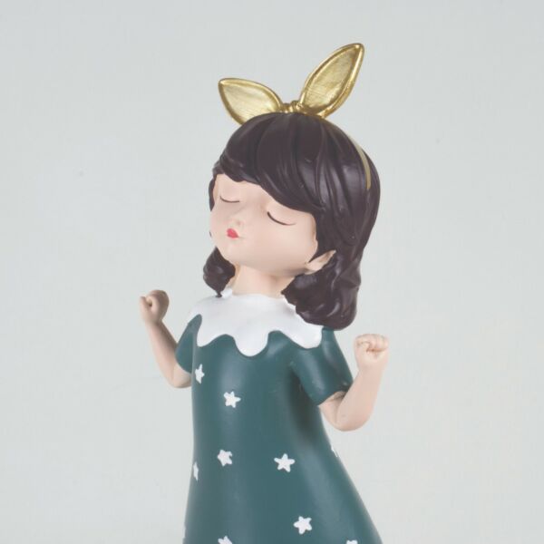 مجسم لطيف بشكل طفله-متعدد الالوان