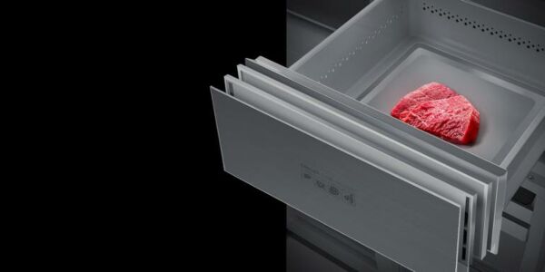 ثلاجة جي في سي برو دولابي 4 ابواب اسود سيلفر 18 قدم 