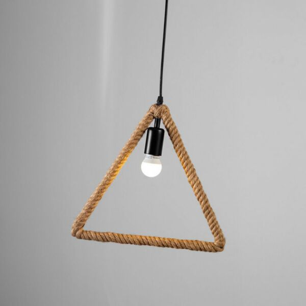 إضاءة معلقة نكمك مثلث حديد بحبلبيج واسود