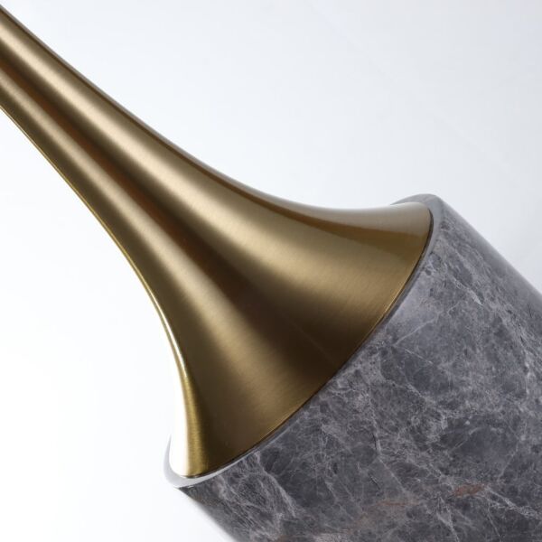 أبجورة طاولة فريمونت