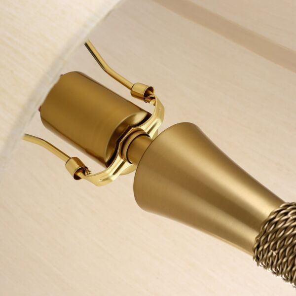 أبجورة طاولة لاريدو