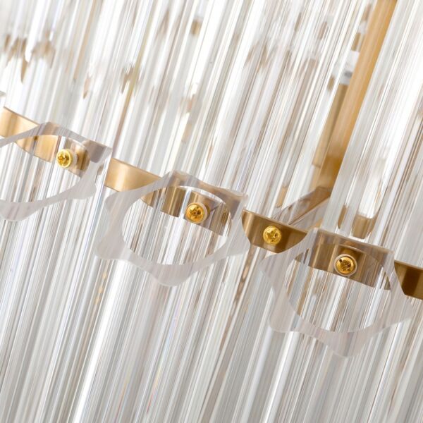 ثريا علاقي لومينس