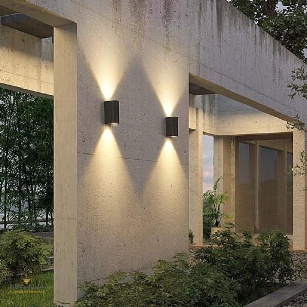 ابليك جداري خارجي ثنائي - اسود