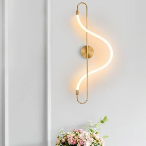 إضاءة جدارية - ذهبي
