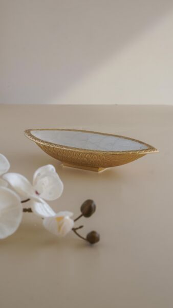 وعاء تقديم كوهريك - حجم صغير, لون أبيض وذهبي