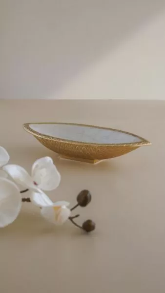وعاء تقديم كوهريك - حجم صغير, لون أبيض وذهبي