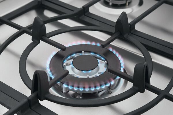 موقد غاز أيه إي جي 90 سم فري ستاند مع 5 شعلات وفرن بسعة 116 لتر مع مروحة للطبخ - ستانلس ستيل