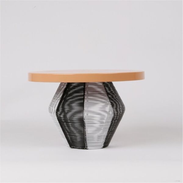 حامل كيك من ميموسا - بني واسود