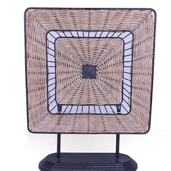 تحفة فنية على شكل طاولة من الخزف الأخاذ شكل مربع لون ذهبي أسود 