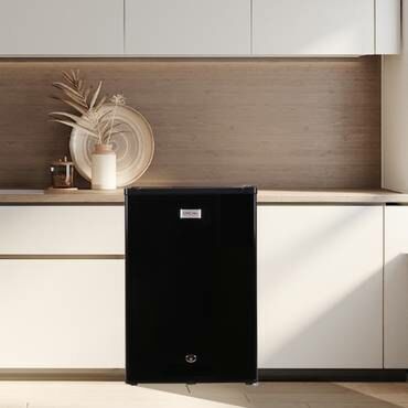 ثلاجة ناوريبن باب واحد جي في سي برو - 86 لتر - اسود