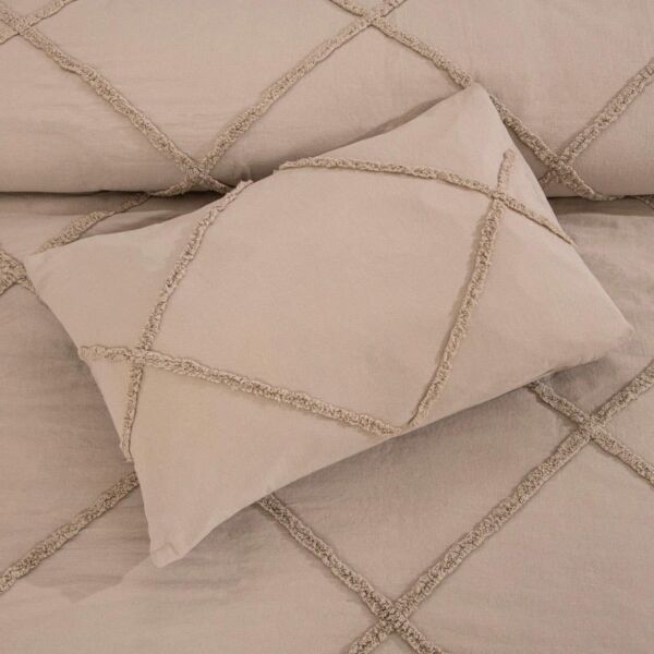 طقم مفرش سرير حجم ملكى 193×203 سم 4 قطع - جيلفورد