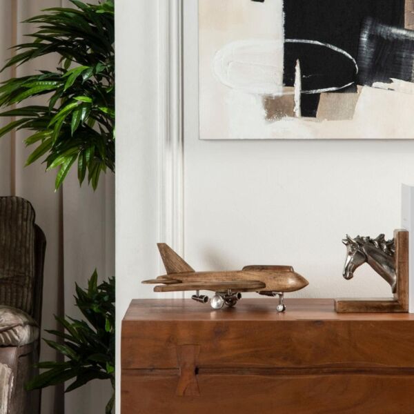 تحفة فنية طائرة كوينر