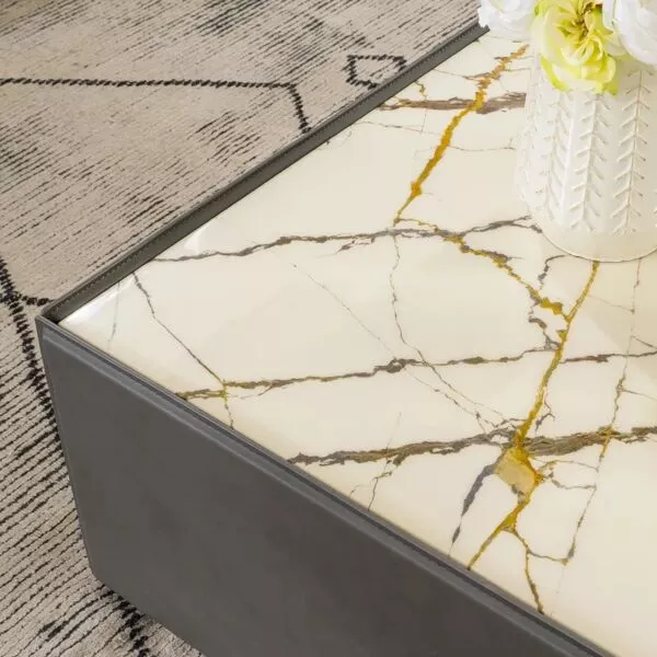 طاولة وسط ميروس