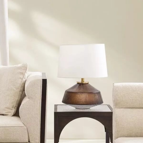 أباجورة طاولة أومبيرا
