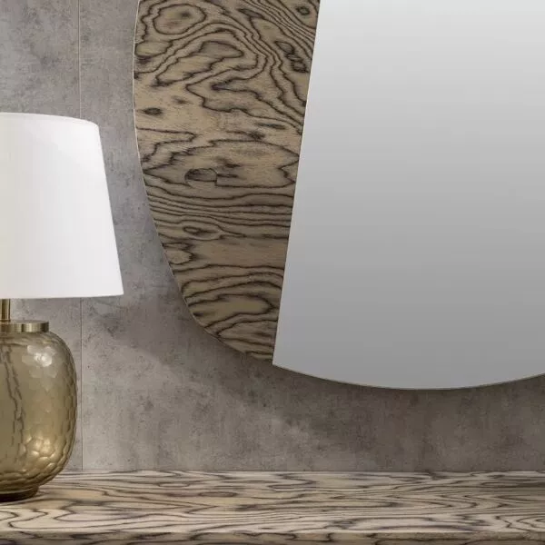 مراية حائط فايوس
