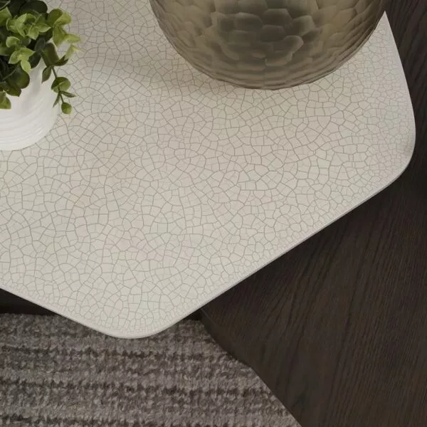 طاولة جانبية إيلارا