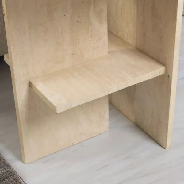 طاولة جانبية بيرا
