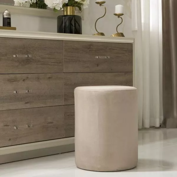 طقم غرفة نوم فلورنتين حجم ملكي 193X203 سم - ابيض