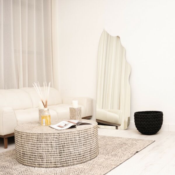 مرآة أرضية على شكل محيط