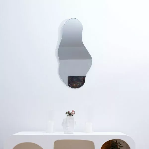 مرآة جدارية صغيرة ليك