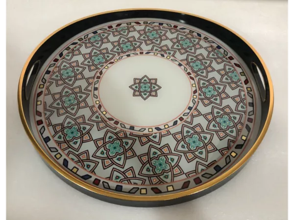 صينية تقديم رالف دائرى زجاج بإطار بلاستيك متعدد الالوان