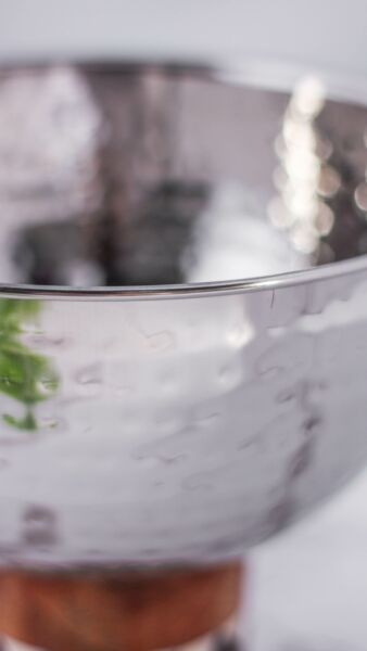 وعاء تقديم بقاعدة اناسوفيا - مقاس متوسط