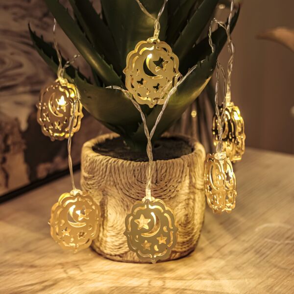 حبل اضاءة لوريتا يعمل بالبطاريات هلال - ذهبي