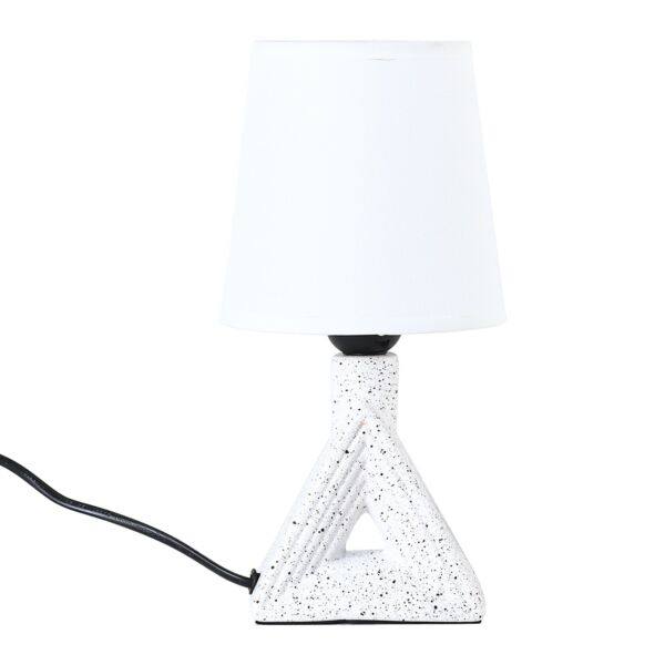 أبجورة طاولة موردن كهربائية سيراميك تراينغل - ابيض