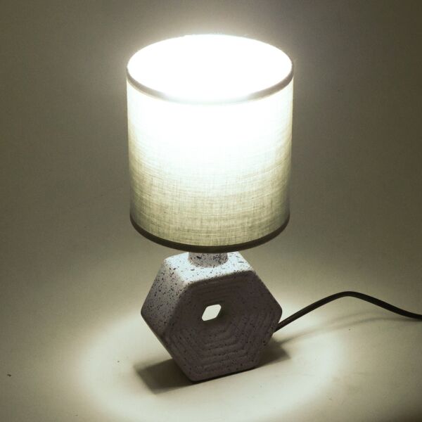 أبجورة طاولة موردن كهربائية سيراميك اوموت - رمادي