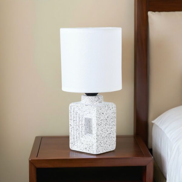 أبجورة طاولة موردن كهربائية سيراميك سكالا - ابيض