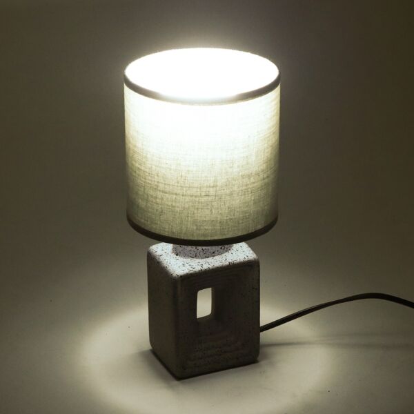 أبجورة طاولة موردن كهربائية سيراميك سكالا - رمادي