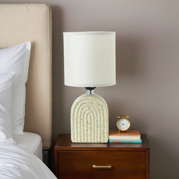 أبجورة طاولة موردن كهربائية سيراميك شينزو - بيج