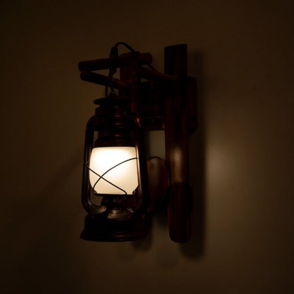 فانوس خشبي تراثي - بني