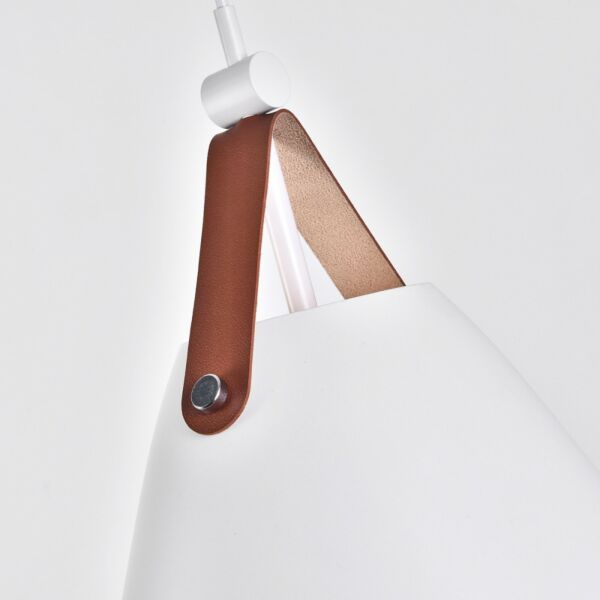 علاقية نات ابيض قاعدة جلد 