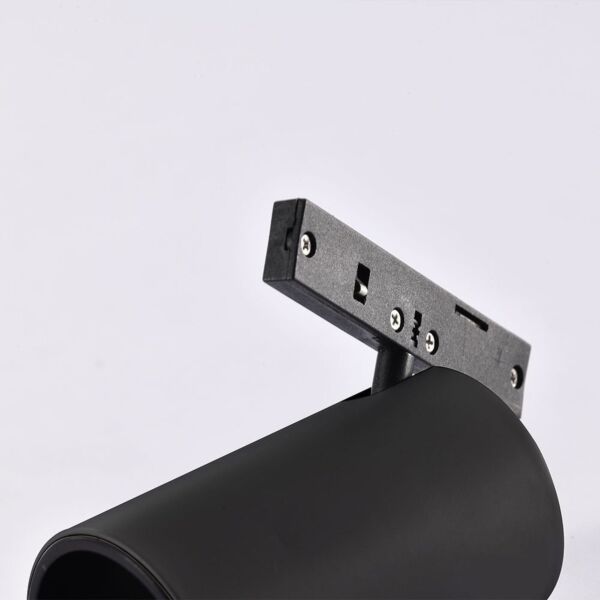 كشاف موجه 3000 كلفن أسود