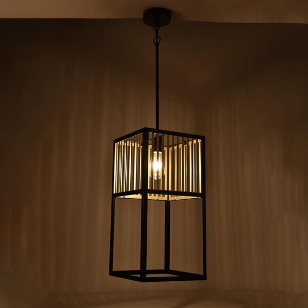 إنارة معلقة مودرن شكل مكعب - اسود