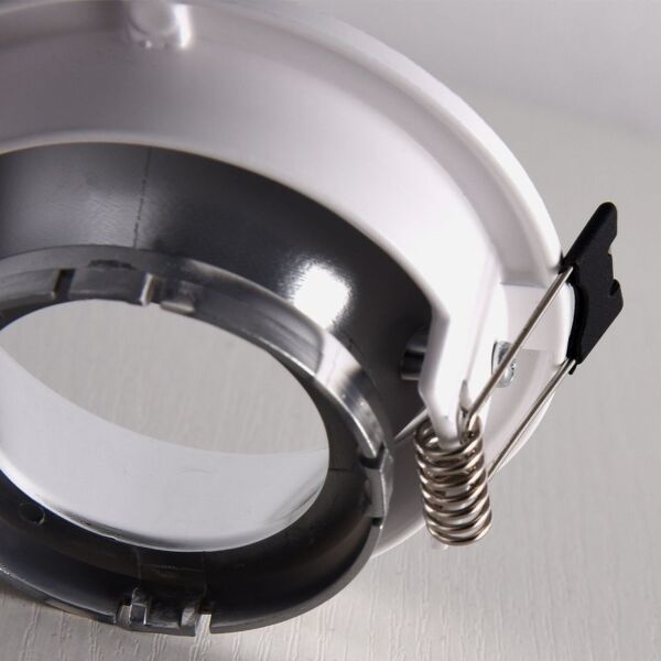 قاعدة سبوت لايت المنيوم ضد التوهج عاكس فضي