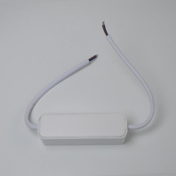 محول طاقة بدون وميض داخلي 300 واط - ابيض