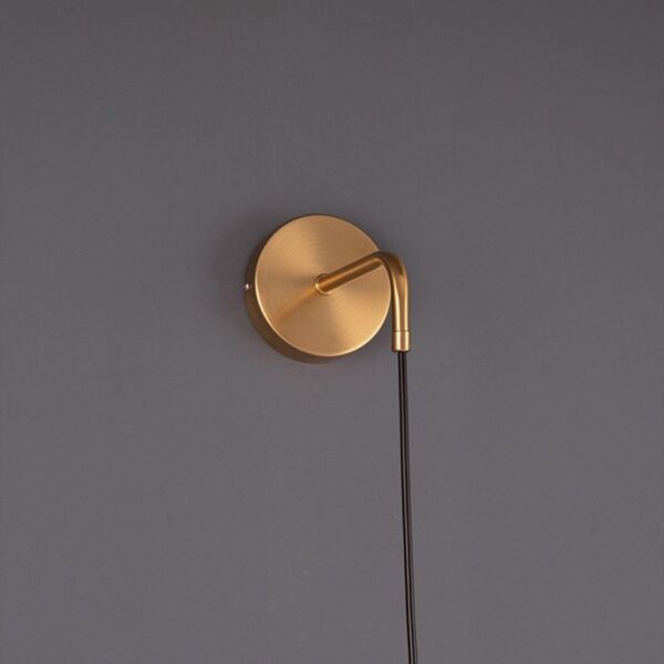 ثريا علاقي مولتو - ذهبي وعسلي