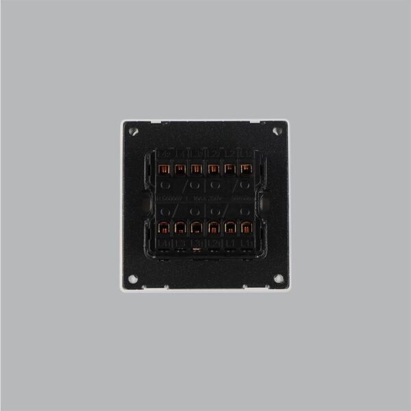 مفتاح رباعي دركسون 16 أمبير - ابيض