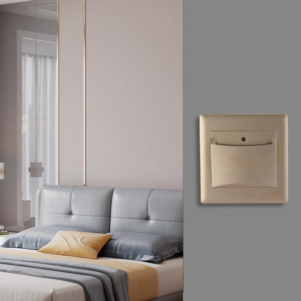 مفتاح كرت الباب ذهبي برلنت لايت