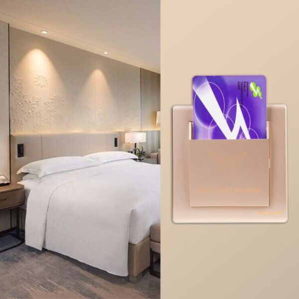 مفتاح كرت فندق مودرن من برلنت - ذهبي