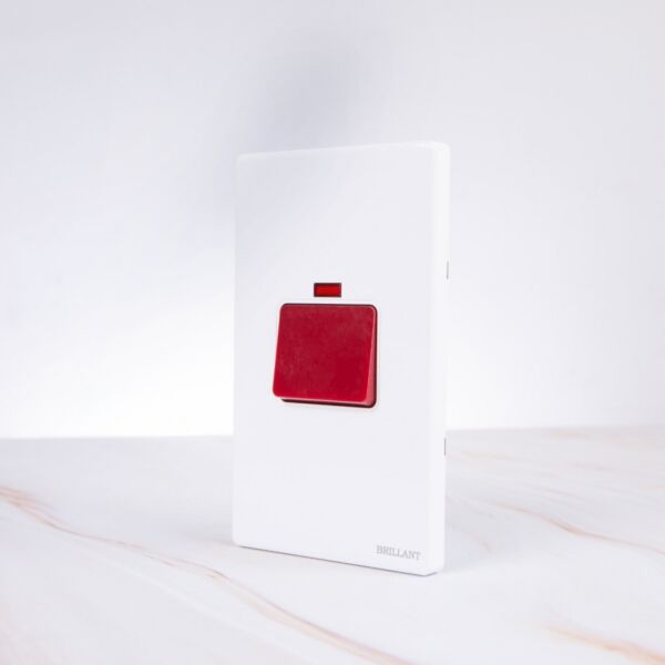 مفتاح مكيف 45 أمبير مودرن من برلنت - ابيض