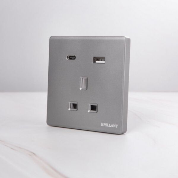 فيش ثنائي المنفذ USB مودرن من برلنت - رمادي