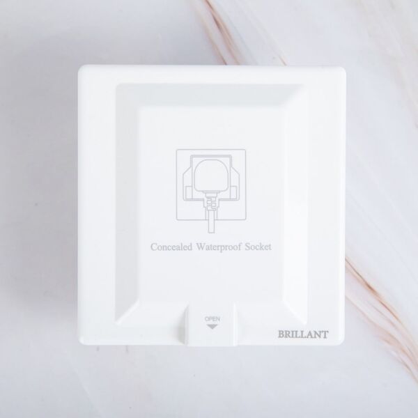 فيش ثلاثي مخفي بلاستيك - ابيض