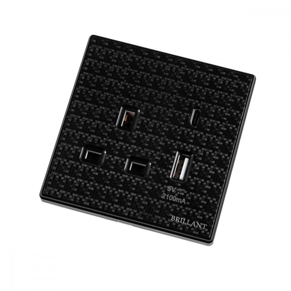 فيش ثلاثي مع منفذين USB اسود برلنت