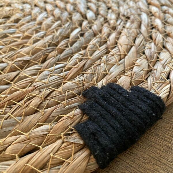 مفرش دائري سيلباي كبير 42 سم - بني فاتح واسود