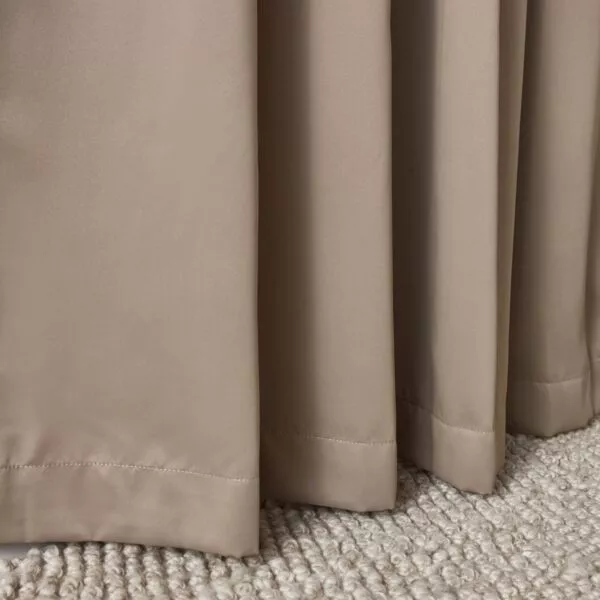 طقم ستائر تعتيم قطعتين - صن زيرو باكستر - 135x300 سم